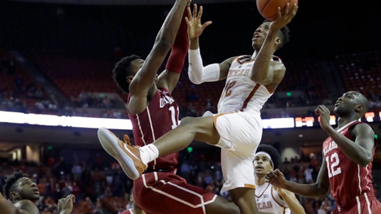 Jones hits 3 with 1.8 left, Texas beats Oklahoma 84-83 (Jan 23, 2017)
